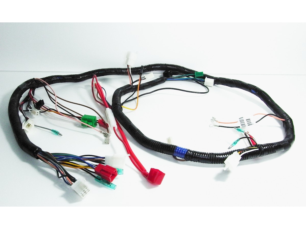 Main wire harness MWH04-MWH05