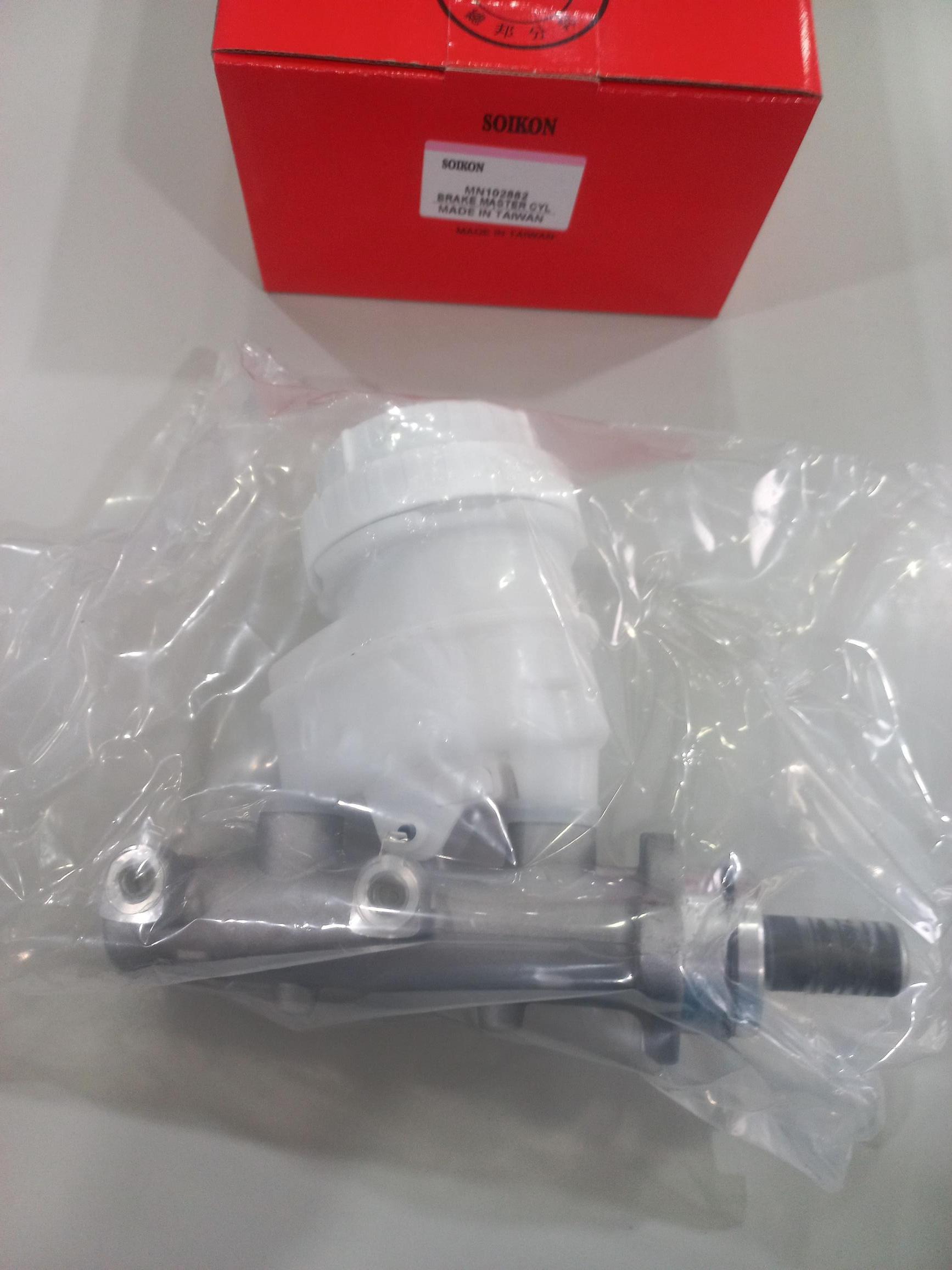 煞車總泵 BRAKE MASTER CYLINDER For MITSUBISHI-OE:MN102882-MN102882