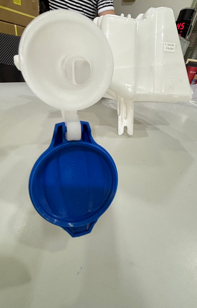 清洗液儲液罐 WASHER FLUID RESERVOIR FOR KIA-OE:98610-1W510-98610-1W510