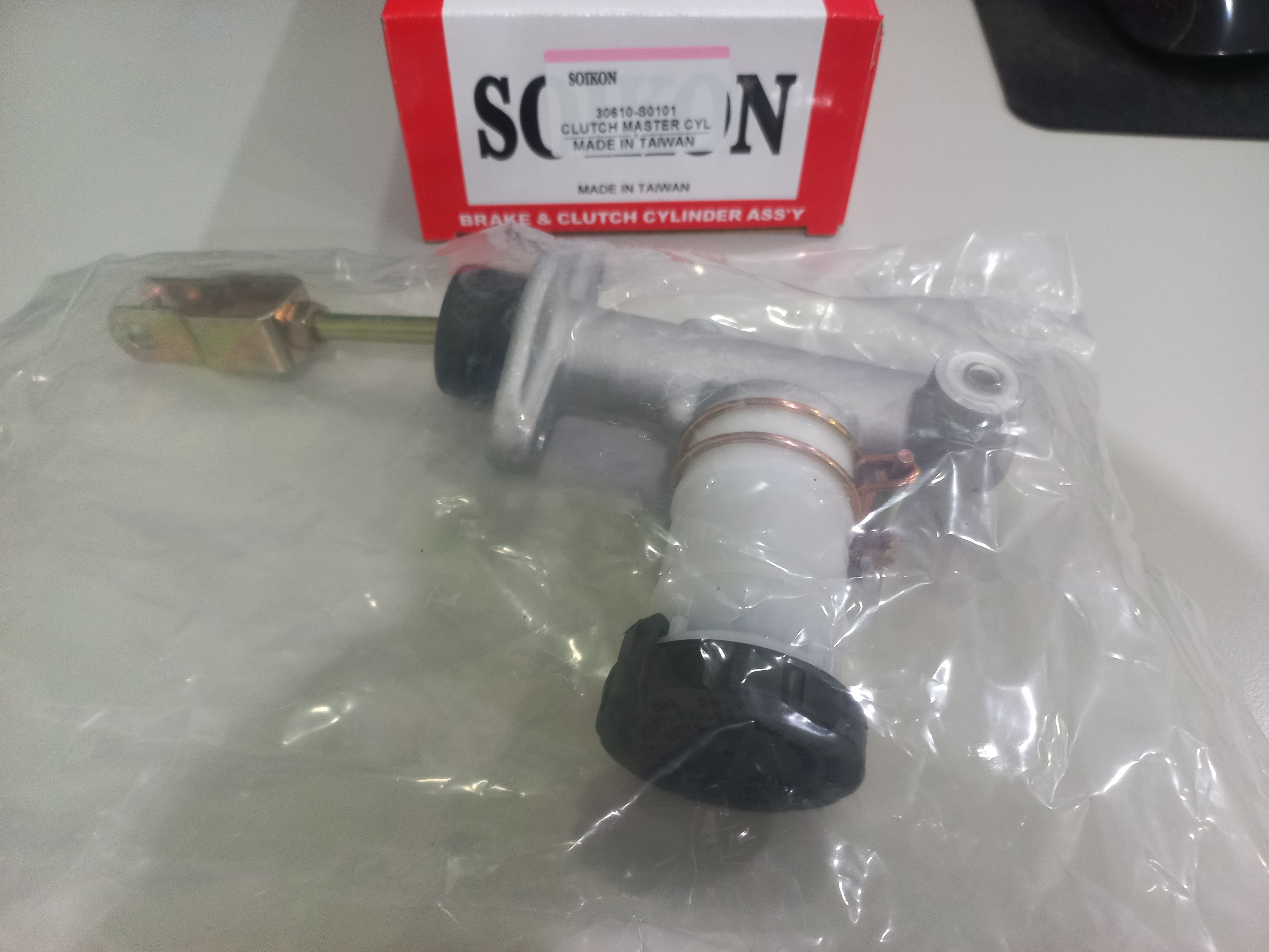 煞車總泵 BRAKE MASTER CYLINDER For NISSAN-OE:30610-S0101-30610-S0101